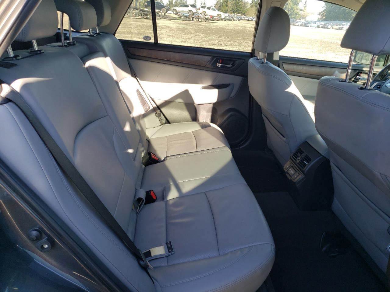 2018 Subaru Outback - Image 11