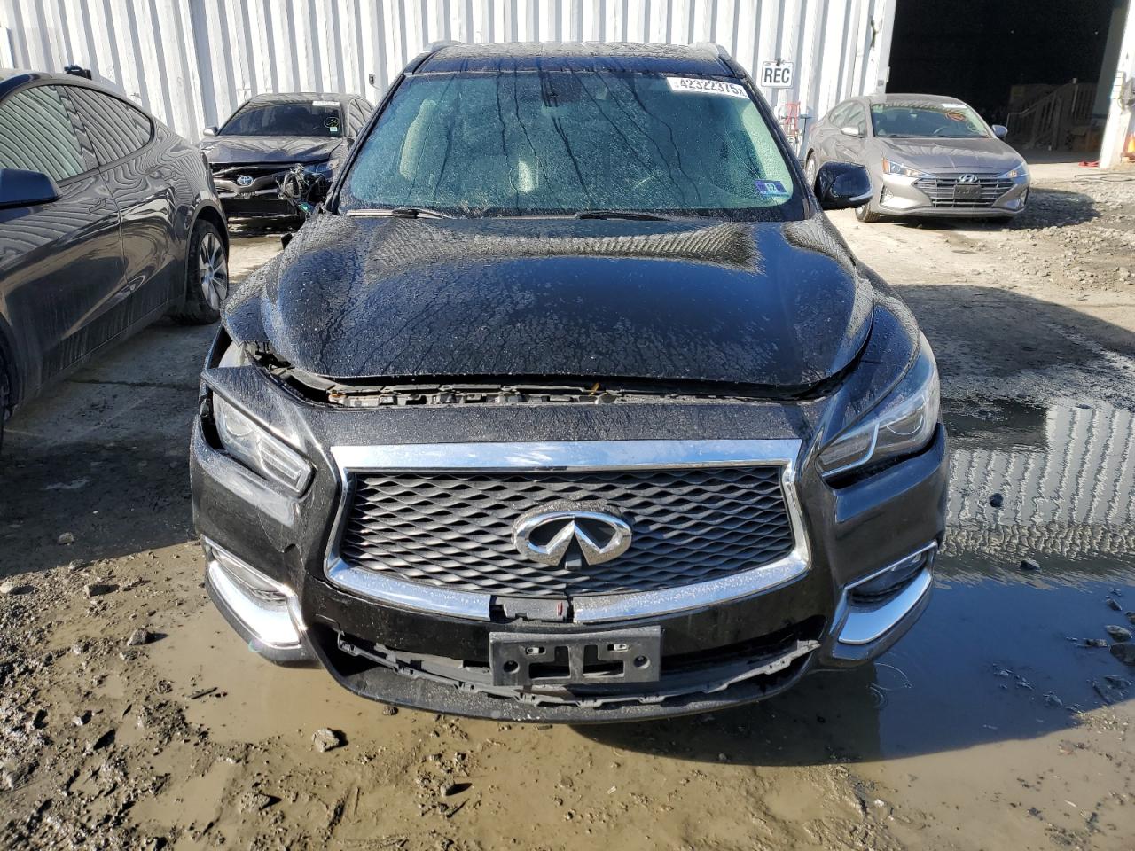2017 Infiniti QX60 - Image 5