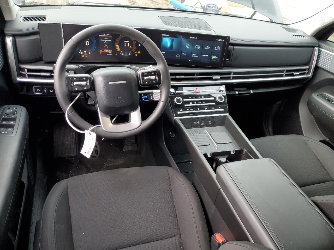 2024 Hyundai Santa Fe - Image 8