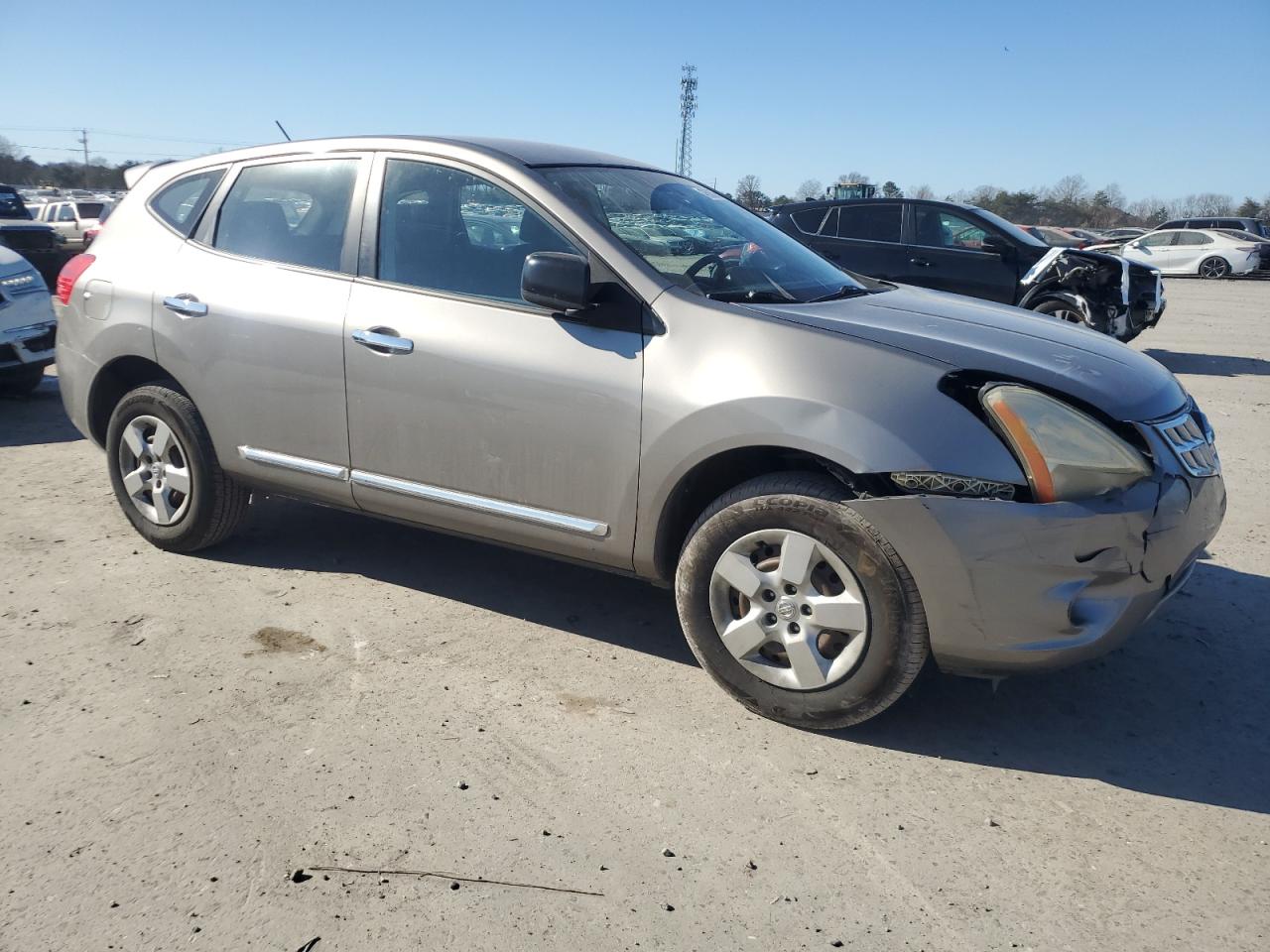 2012 Nissan Rogue - Image 4