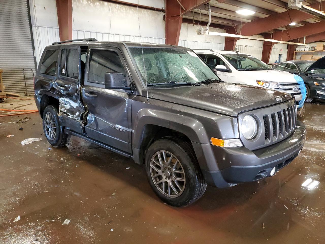2015 Jeep Liberty (Patriot) - Image 4