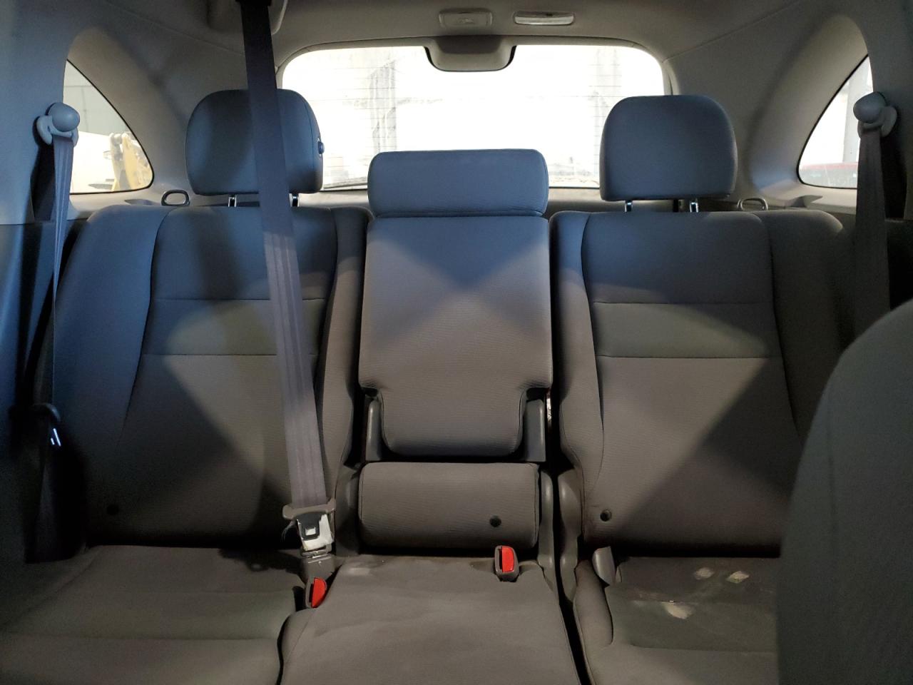 2011 Honda CR-V - Image 10