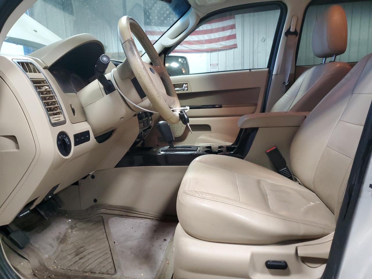 2010 Ford Escape - Image 7