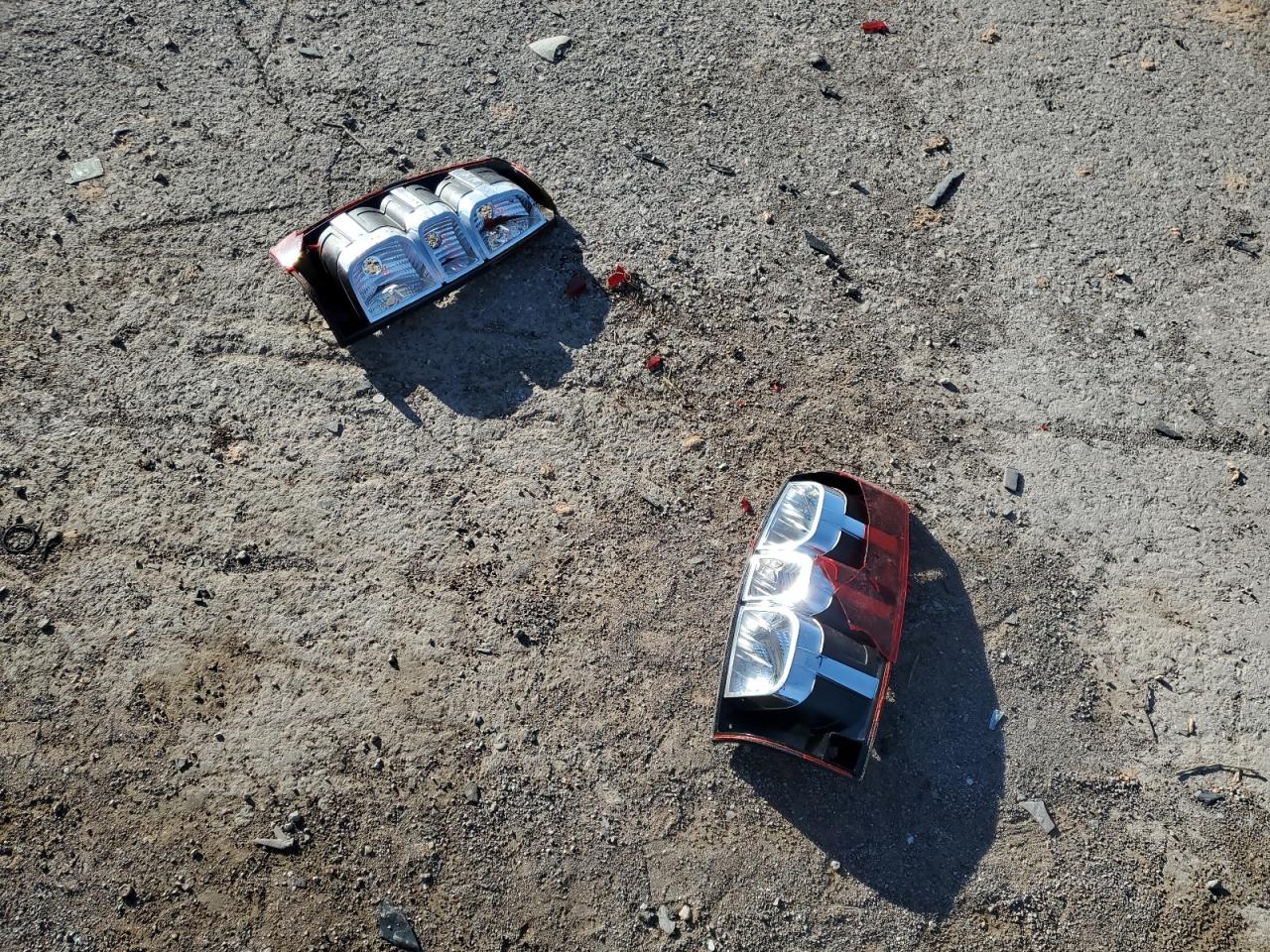 2007 Chevrolet Avalanche - Image 12