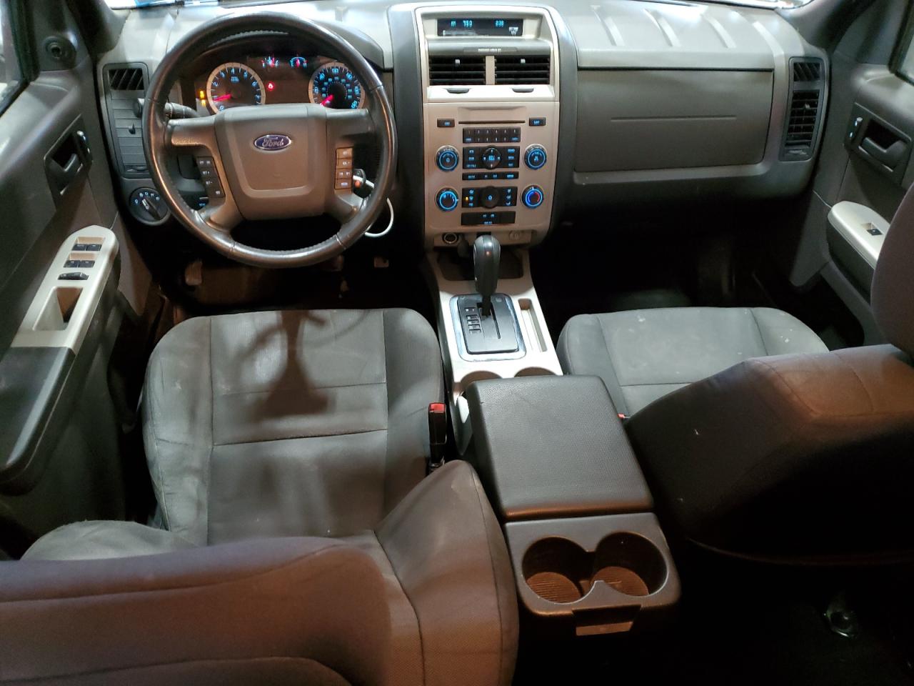 2011 Ford Escape - Image 8