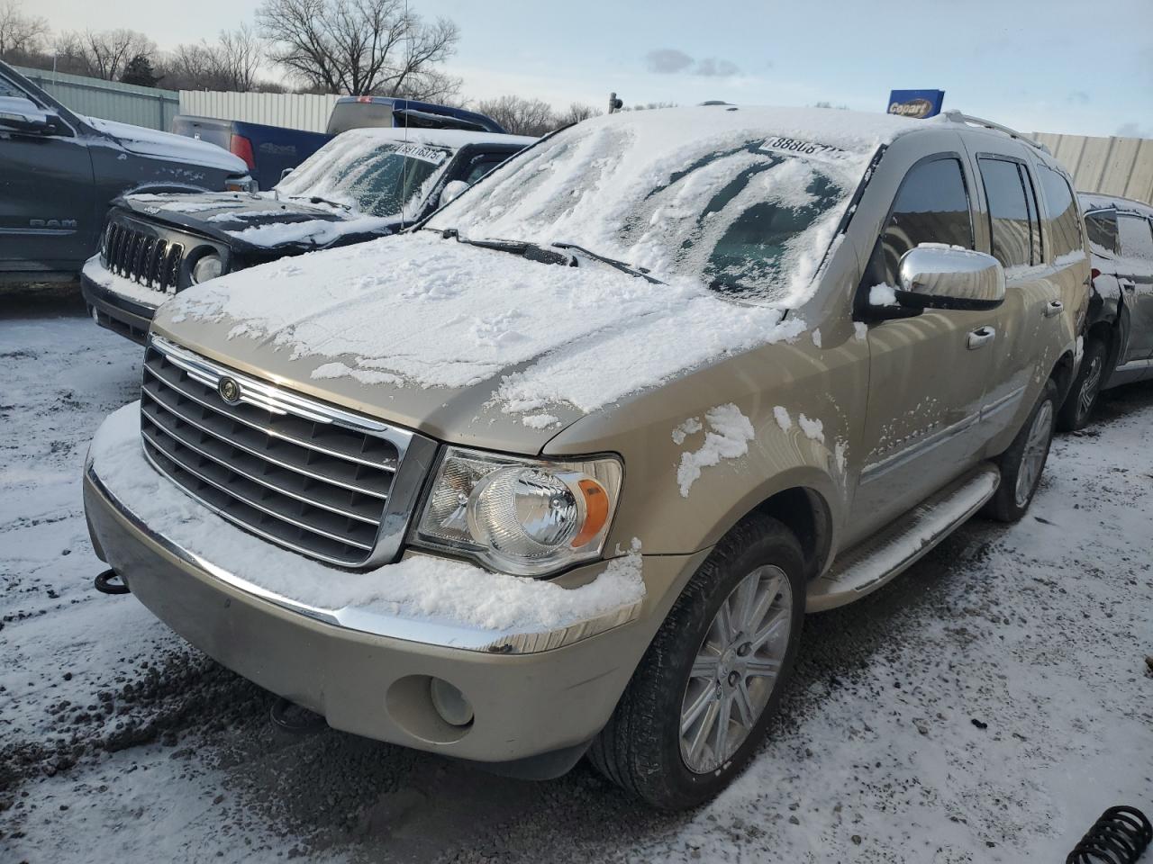 2009 Chrysler Aspen - Image 1