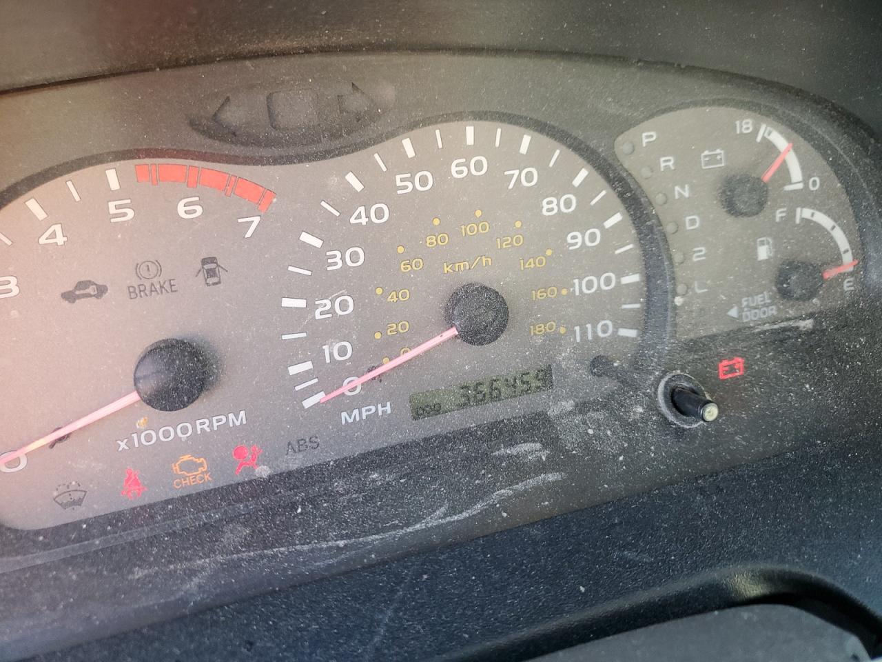 2002 Toyota Sequoia - Image 9