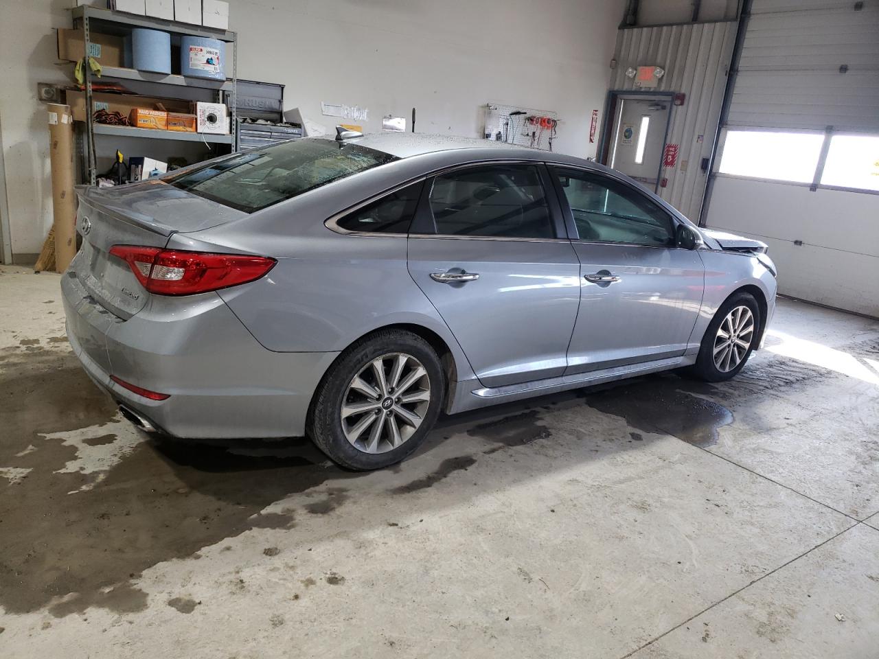 2017 Hyundai Sonata - Image 3