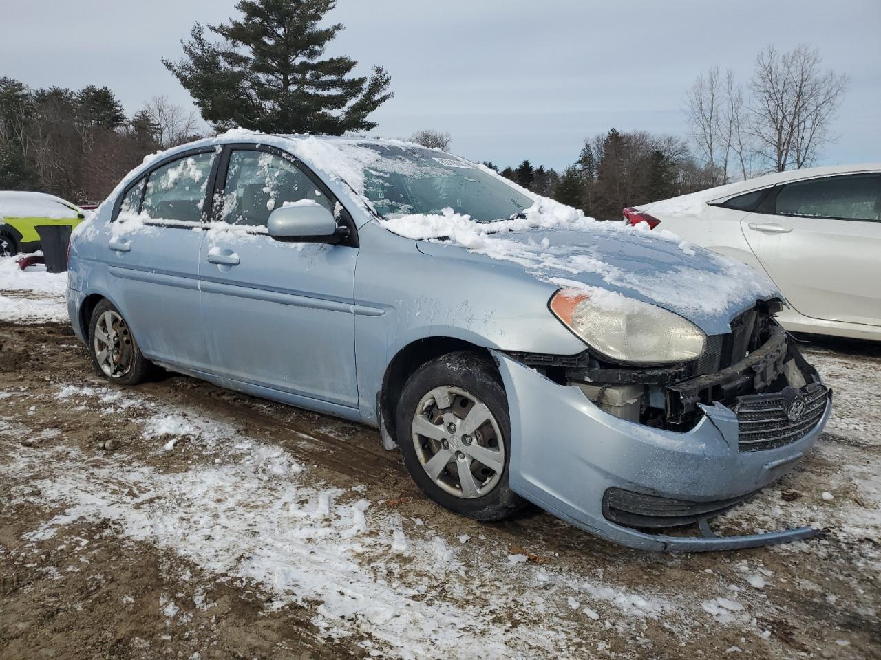 2011 Hyundai Accent - Image 4