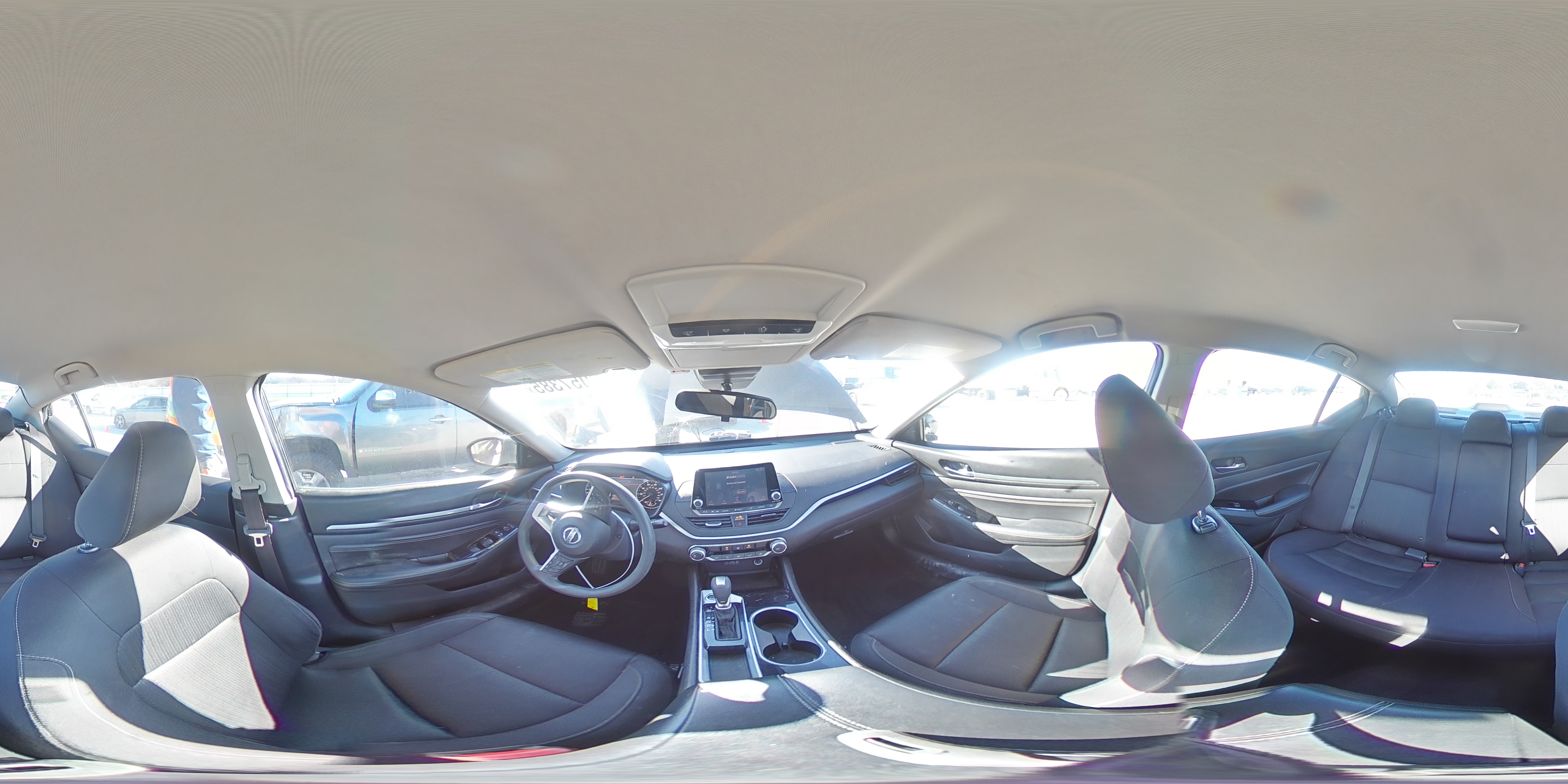 2021 Nissan Altima - Image 14