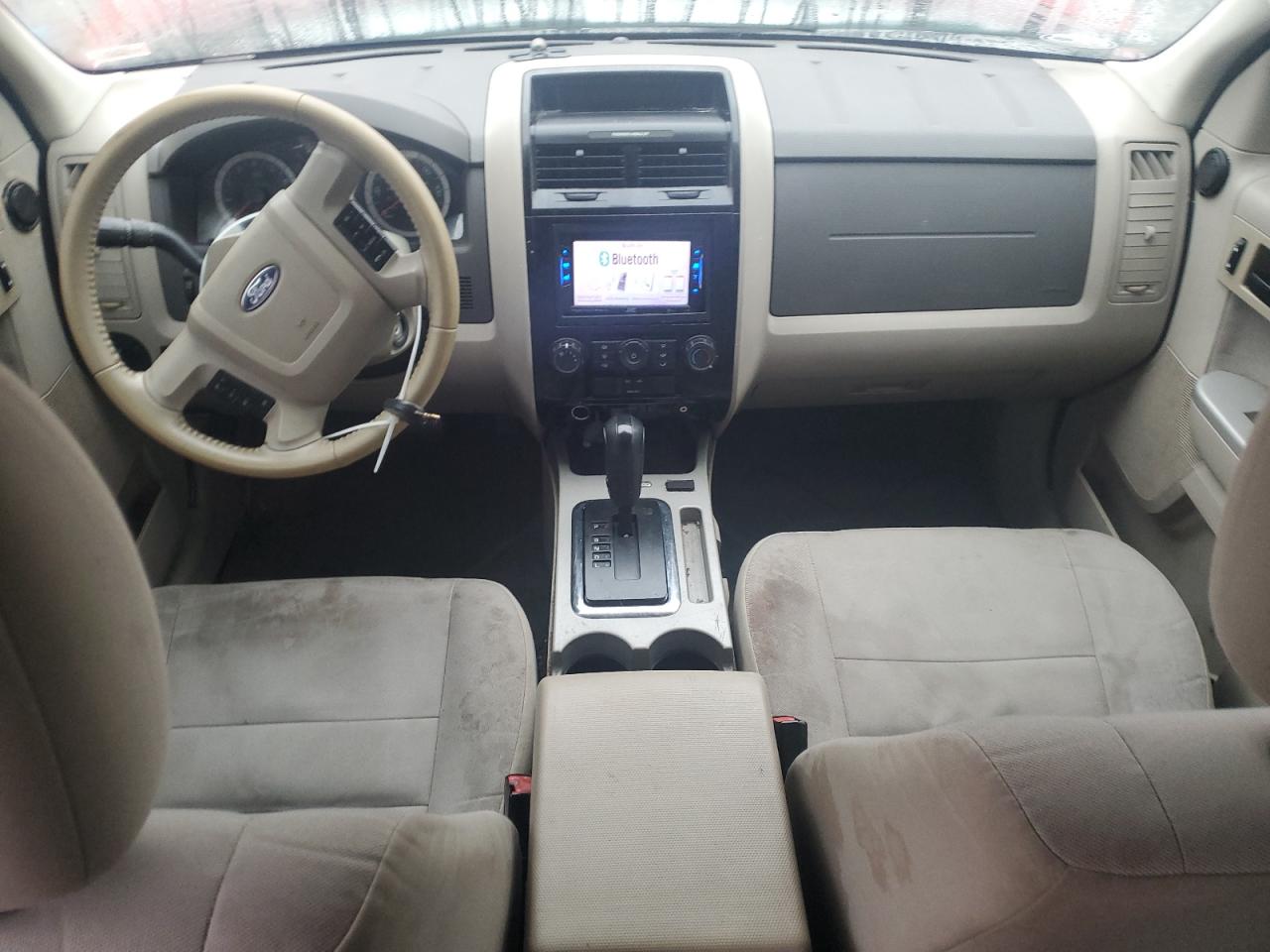 2011 Ford Escape - Image 8