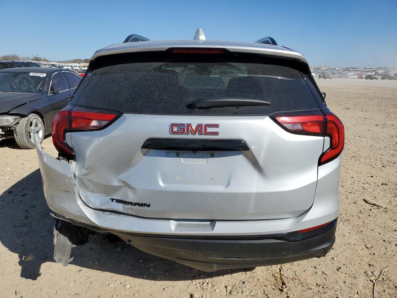 2020 GMC Terrain - Image 6