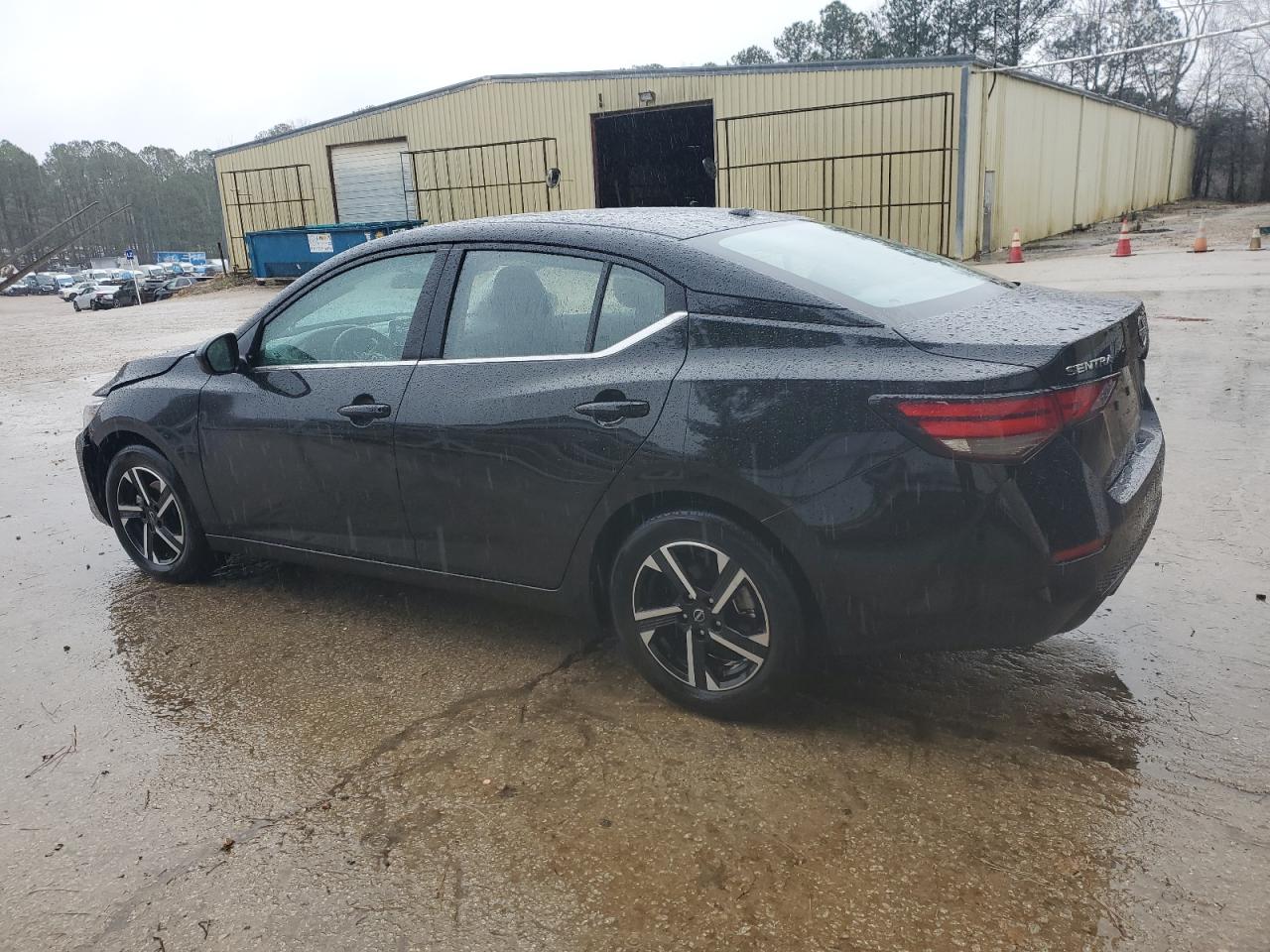 2024 Nissan Sentra - Image 2