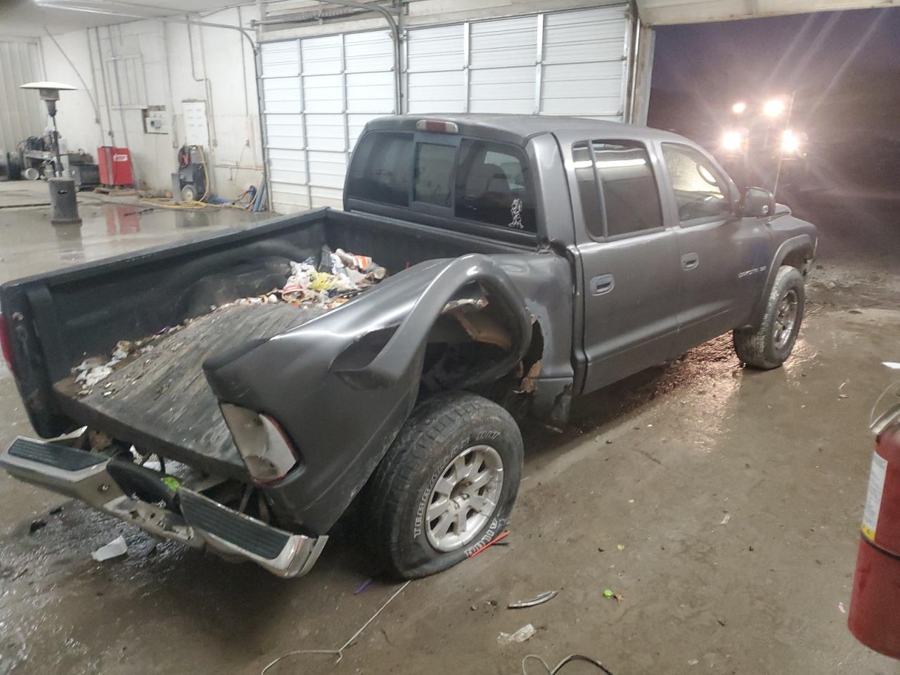 2001 Dodge Dakota - Image 3
