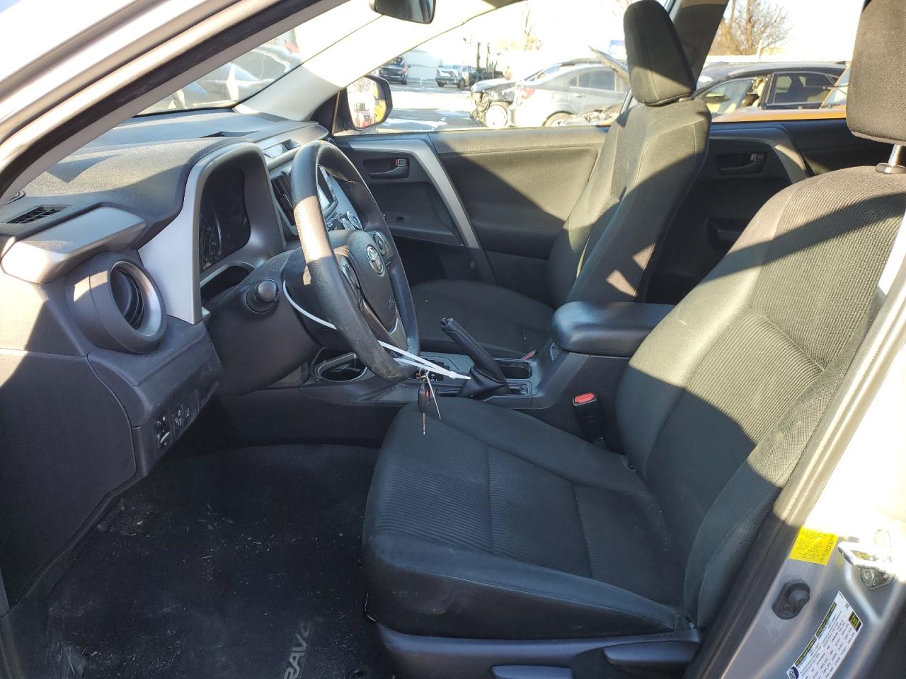 2017 Toyota RAV 4 - Image 7