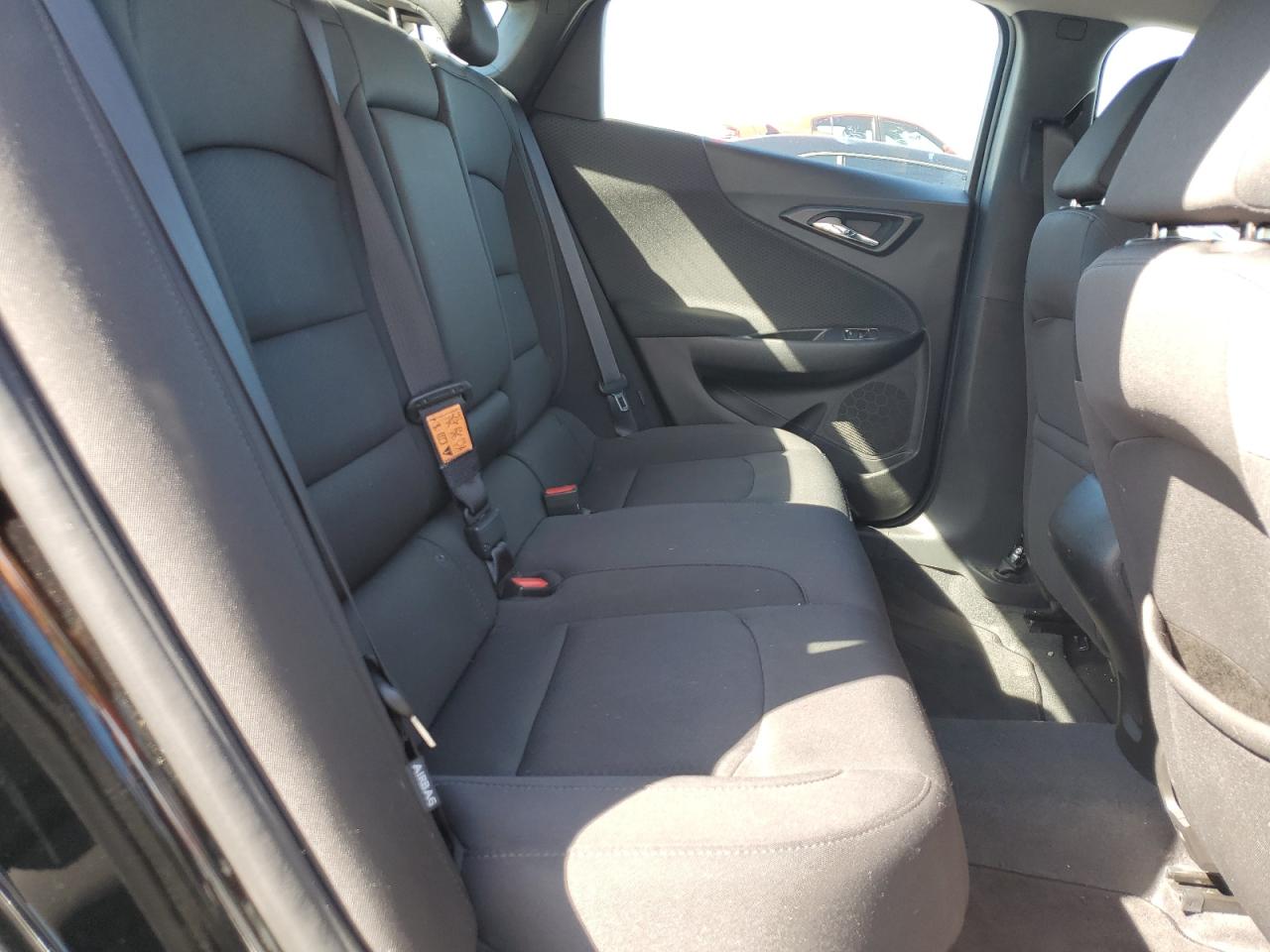 2018 Chevrolet Malibu - Image 10