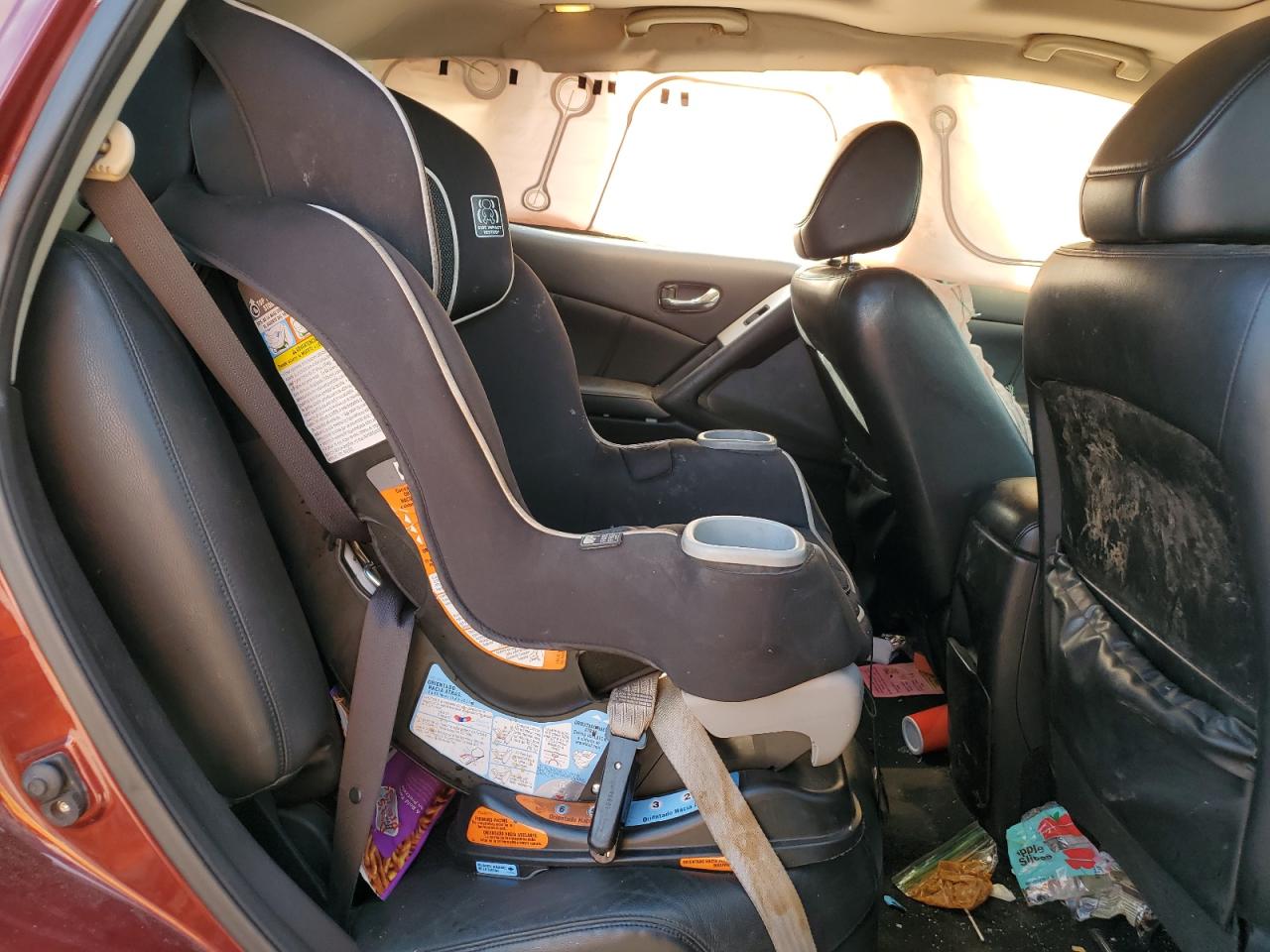 2012 Nissan Murano - Image 12