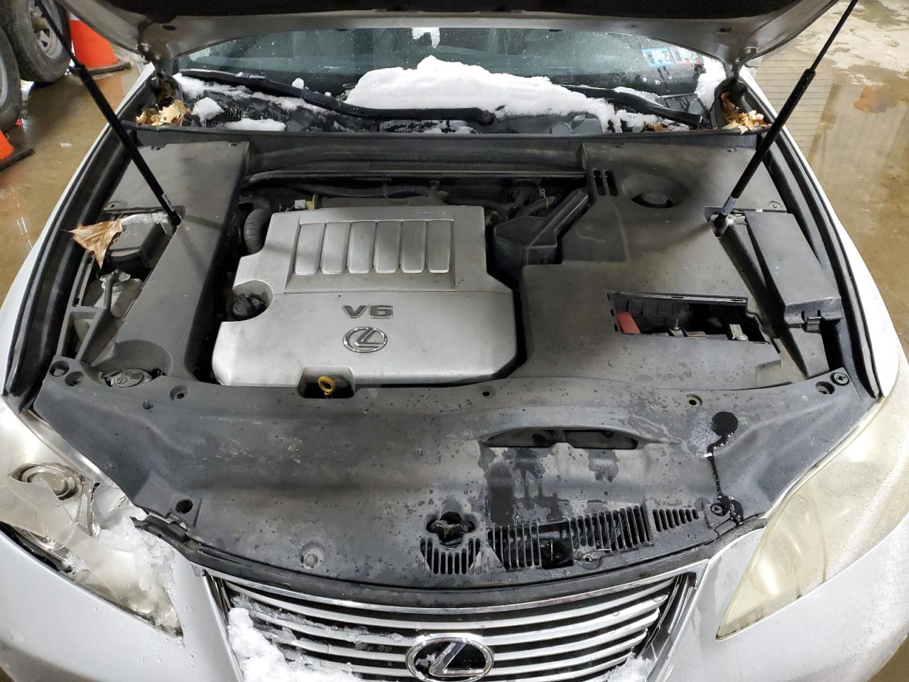 2007 Lexus ES - Image 11