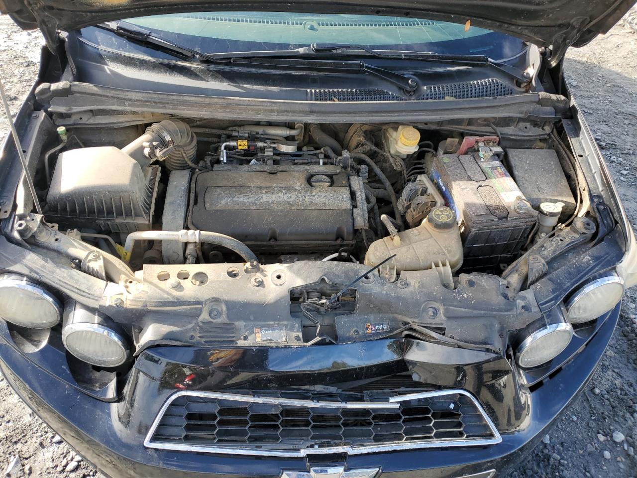 2012 Chevrolet Sonic - Image 11