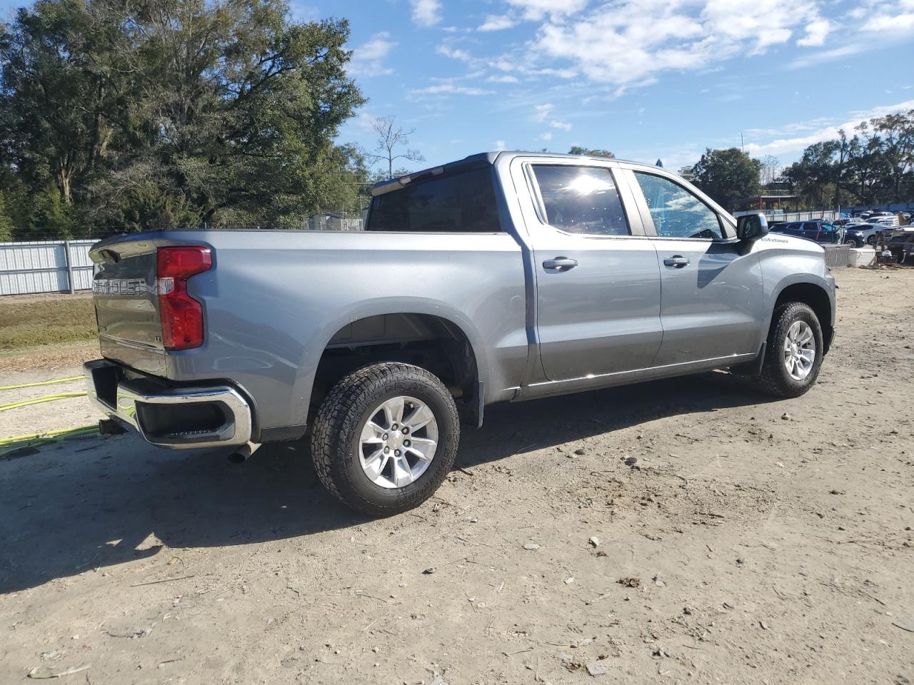 2022 Chevrolet Silverado - Image 3