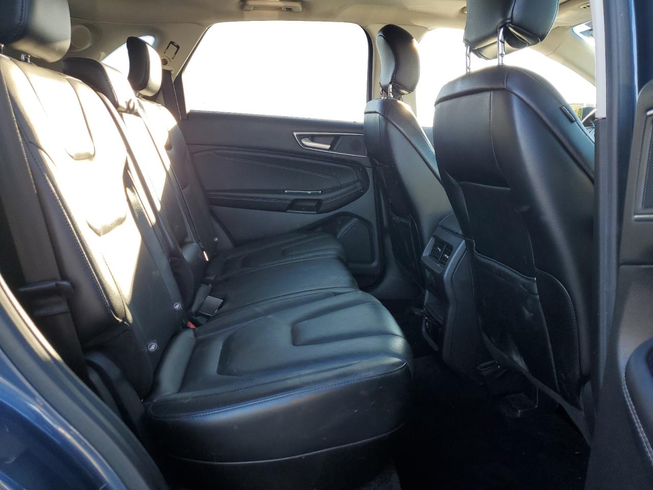 2018 Ford Edge - Image 11