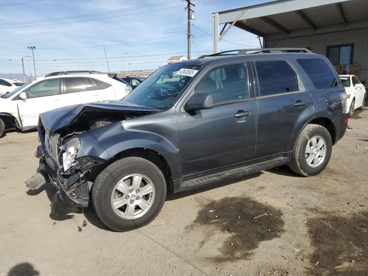 2010 Mercury Mariner - Image 1