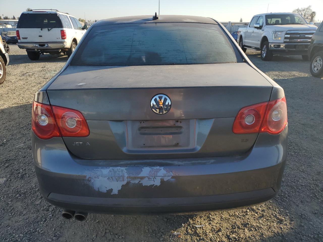 2007 Volkswagen Jetta - Image 6
