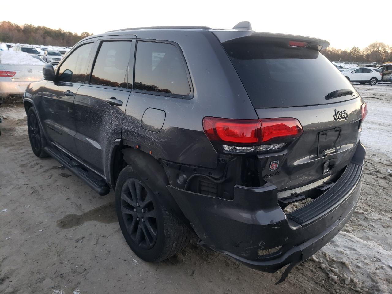 2017 Jeep Grand Cherokee - Image 2