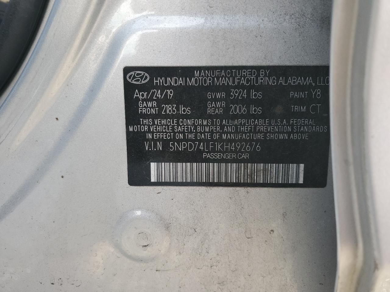 2019 Hyundai Elantra - Image 13