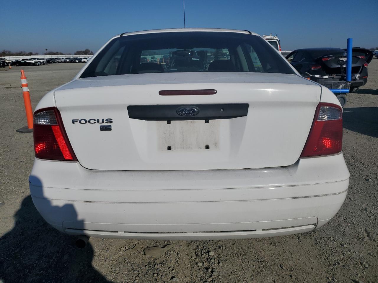 2007 Ford Focus - Image 6