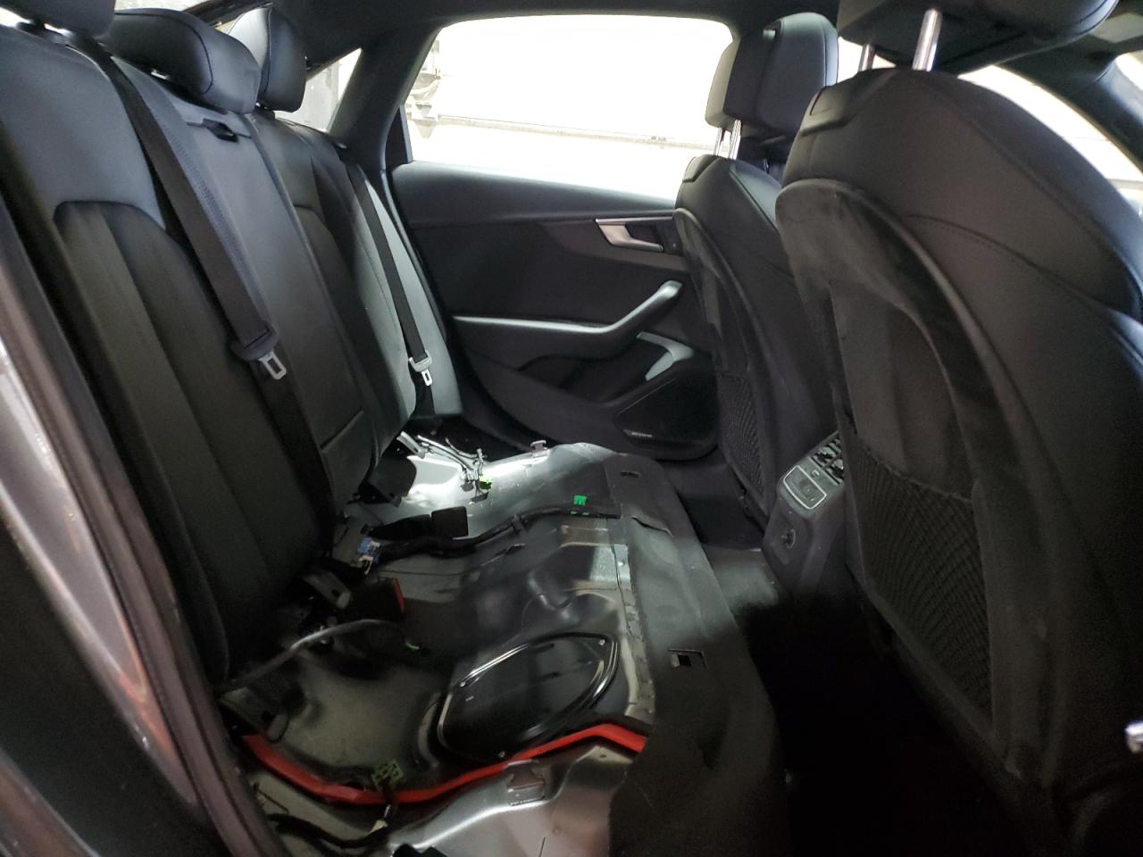 2018 Audi A4 - Image 10