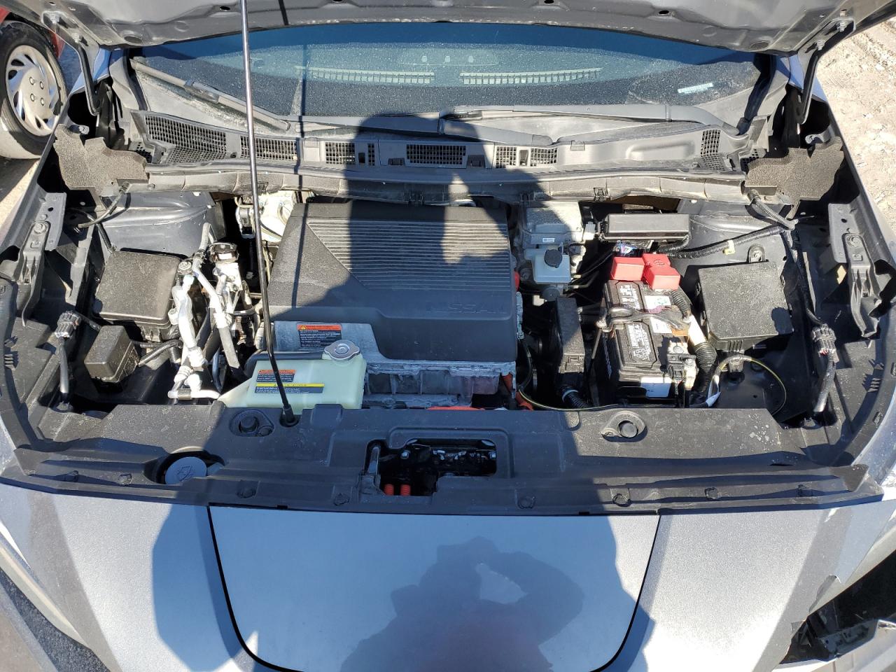 2018 Nissan Leaf - Image 11