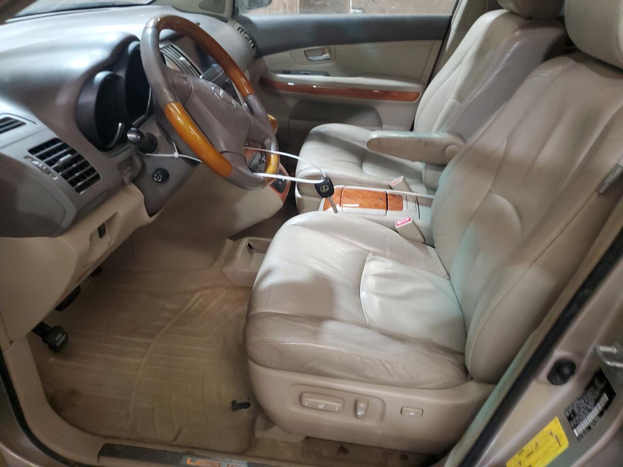 2004 Lexus RX - Image 7