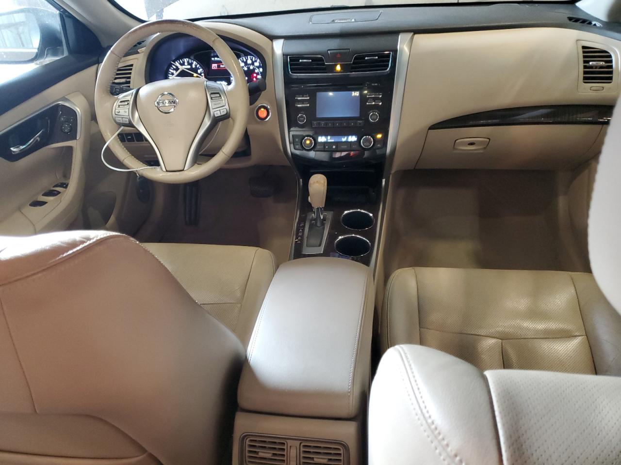 2013 Nissan Altima - Image 8