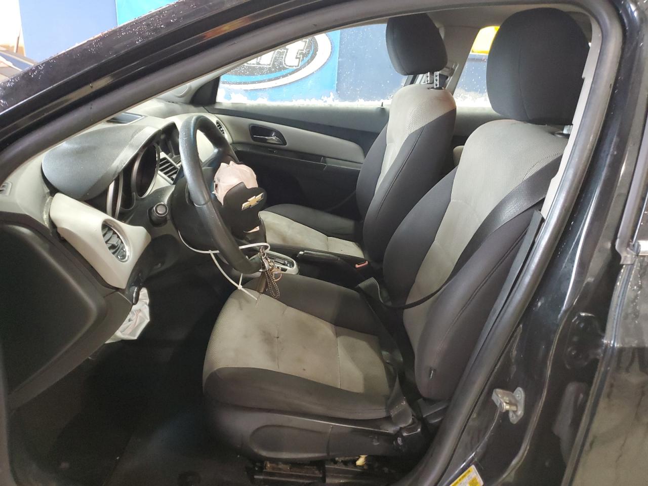 2012 Chevrolet Cruze - Image 7
