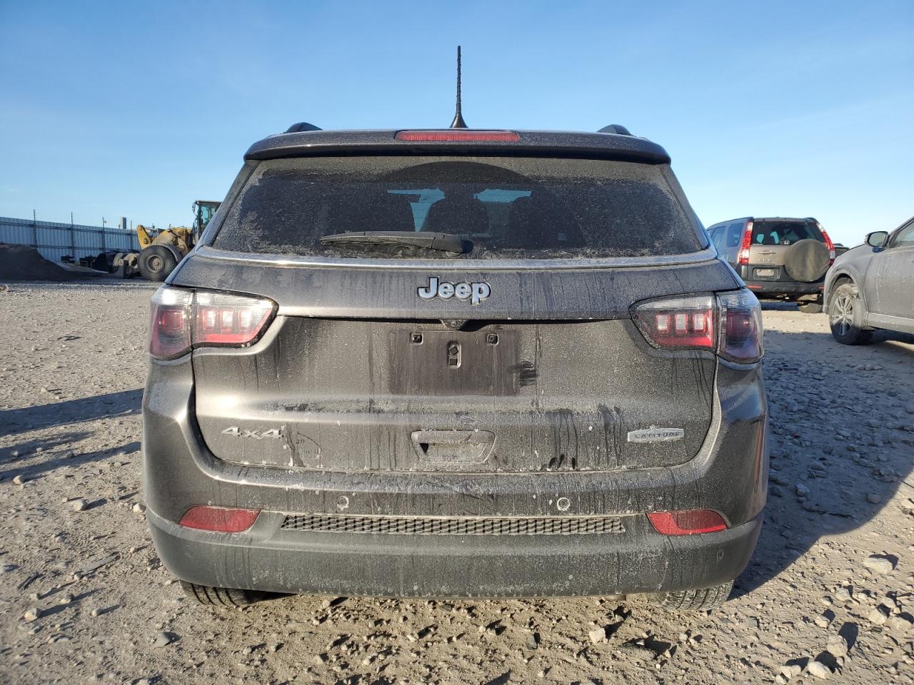 2022 Jeep Compass - Image 6