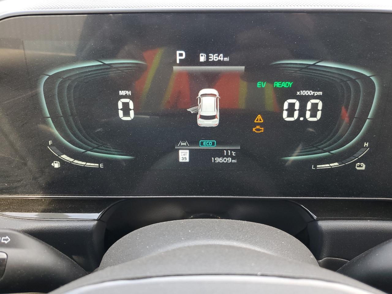 2024 Kia Niro - Image 9