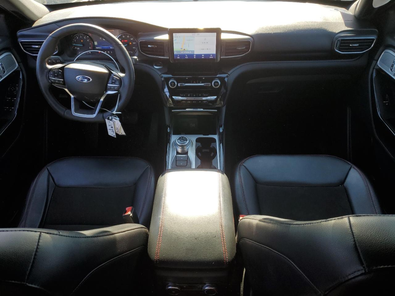 2022 Ford Explorer - Image 8