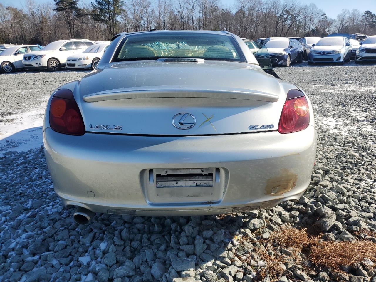 2005 Lexus SC - Image 6