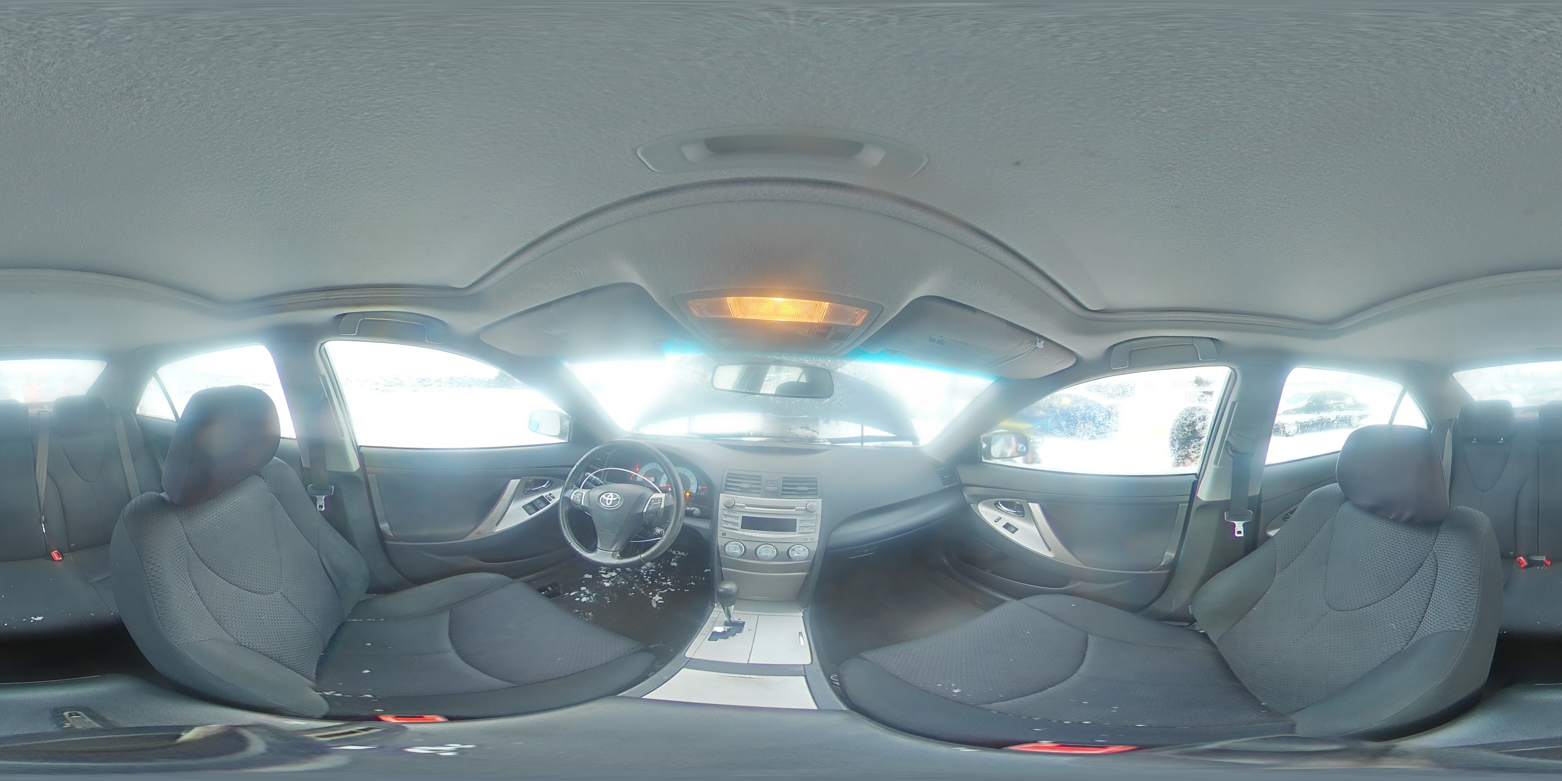 2010 Toyota Camry - Image 13