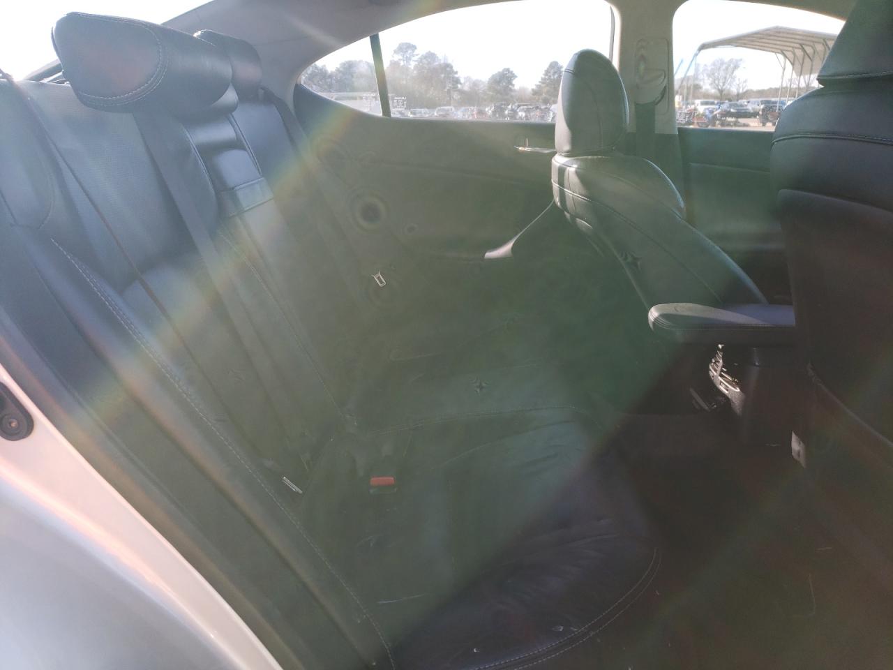 2011 Lexus IS - Image 10