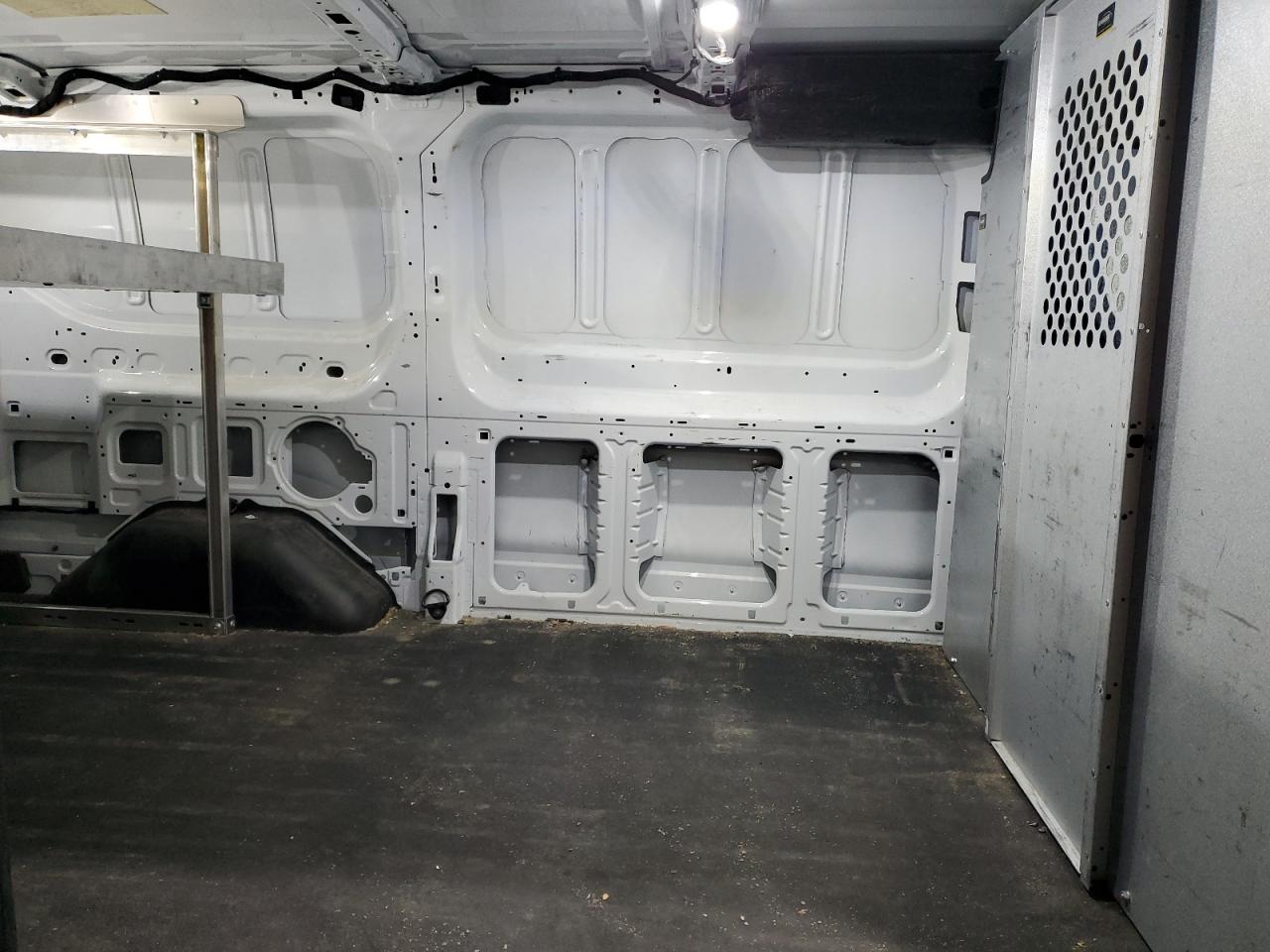 2020 Ford Transit - Image 11