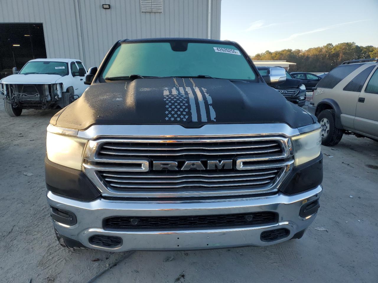 2020 RAM 1500 - Image 5