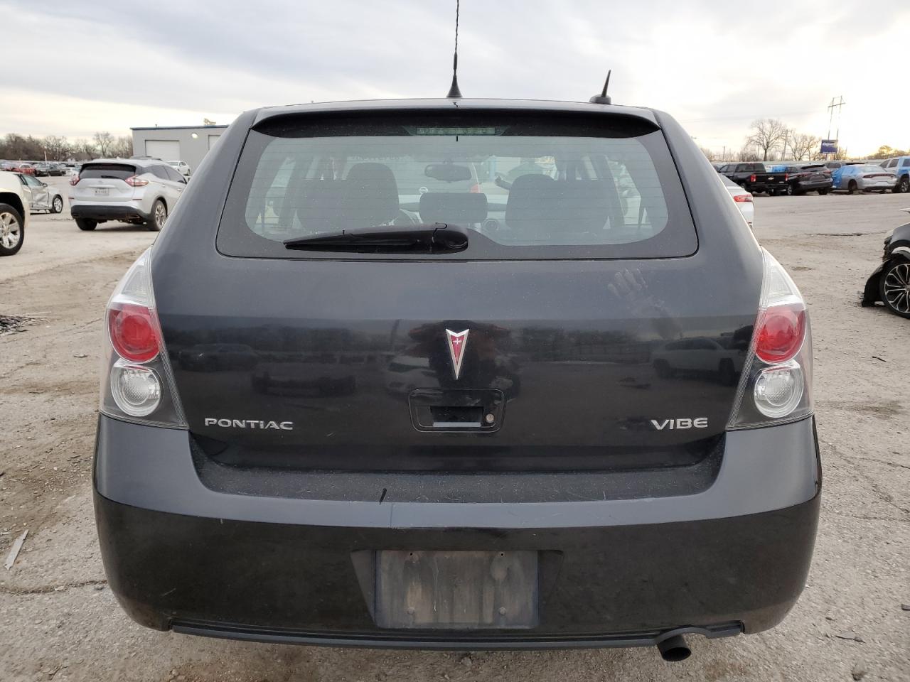 2009 Pontiac Vibe - Image 6