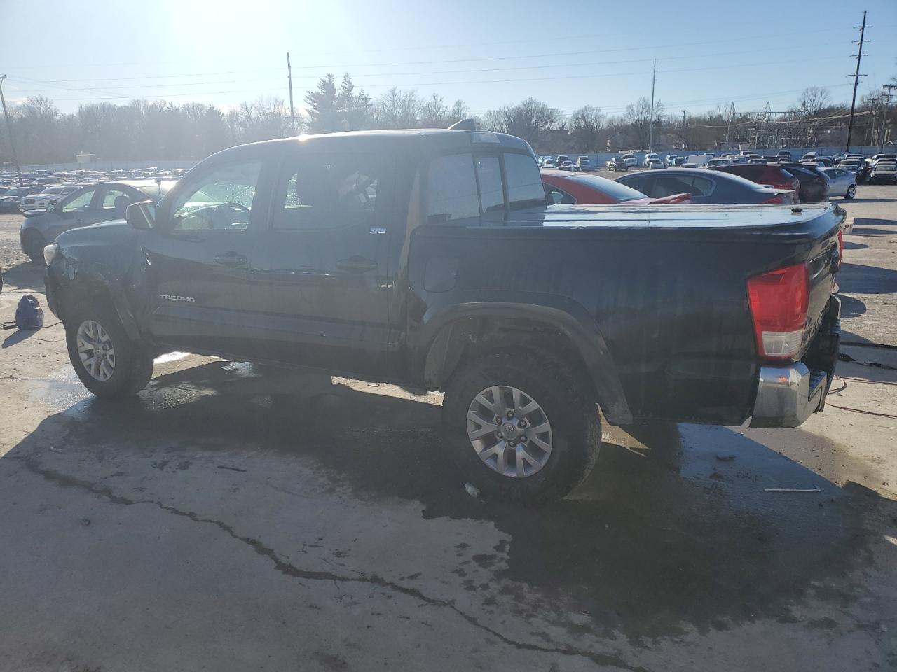 2016 Toyota Tacoma - Image 2