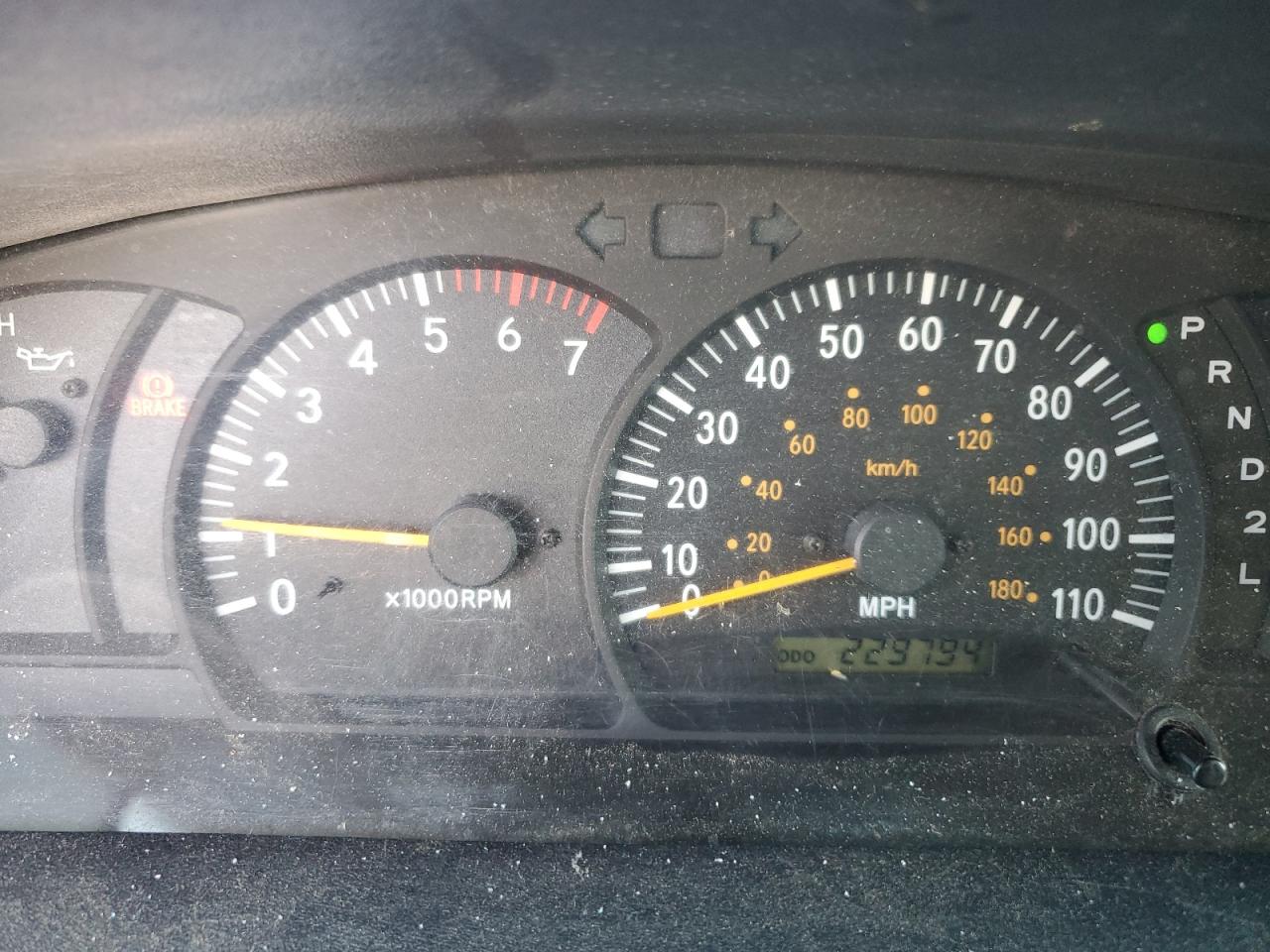 2004 Toyota Tundra - Image 9