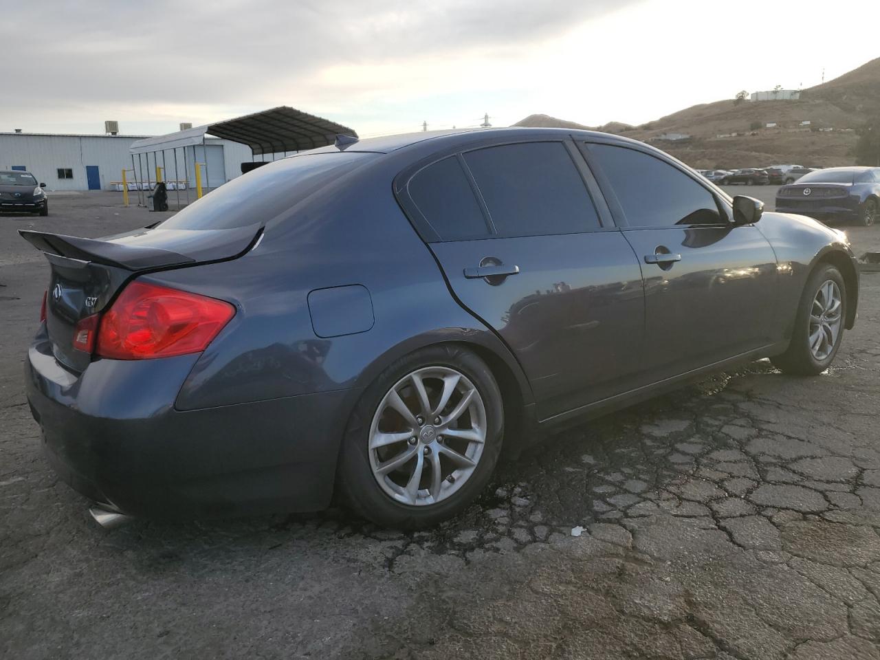 2009 Infiniti G - Image 3