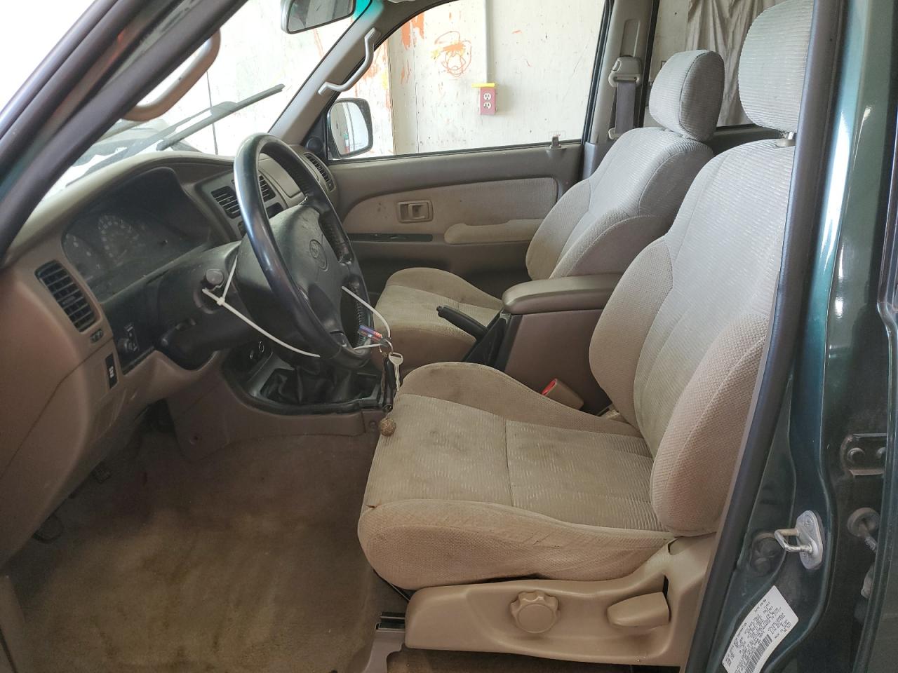 2000 Toyota 4Runner - Image 7