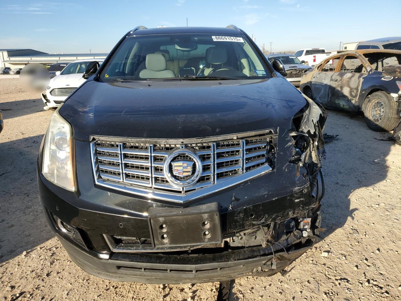 2015 Cadillac SRX - Image 5