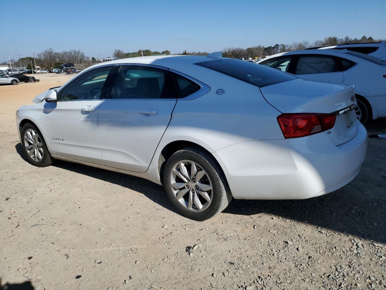 2018 Chevrolet Impala - Image 2